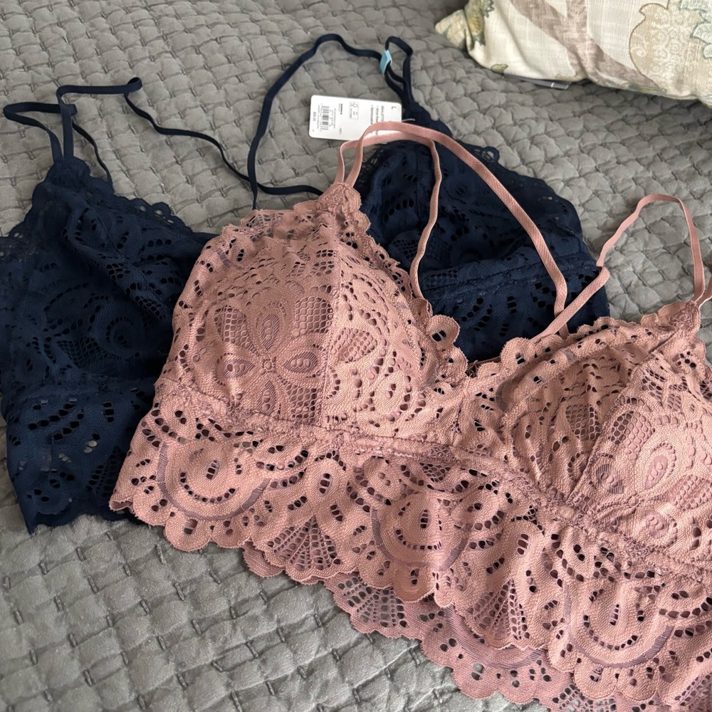 Lace Bralette in Pink and Navy